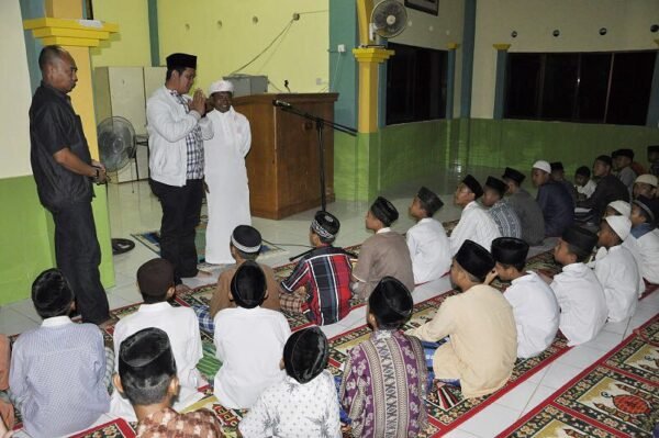 Bupati Bintan Apri Sujadi Kunjungi Pondok Pesantren Ceruk Ijuk