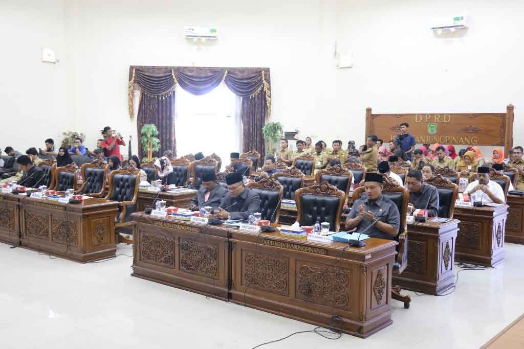 PARIPURNA PENYAMPAIAN KUA PPAS APBD TAHUN 2019