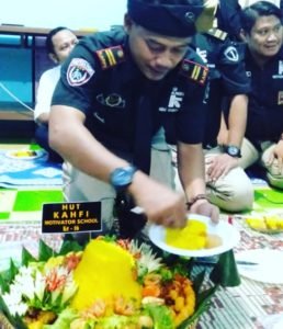 Berbagi Takjil di Hari Jadi Kahfi ke 16