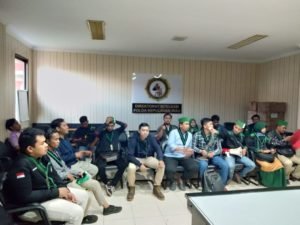 HMI Cabang Batam Gelar Aksi Kemanusiaan di Polda Kepri