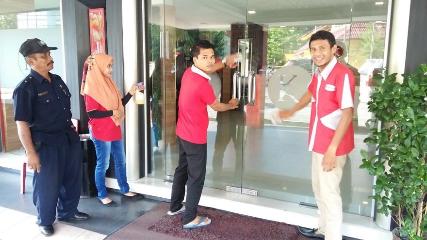 Cek Suhu Badan, Karimun City Hotel Beri Kenyamanan Bagi Tamu
