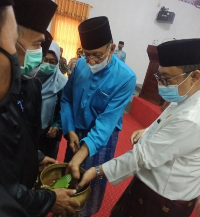 DPRD Natuna Gelar Rapat Paripurna HUT Kabupaten Natuna ke 21