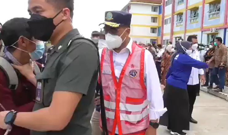 Ajang Nurdin di Cekik Pengawal Menteri Perhubungan di Batam