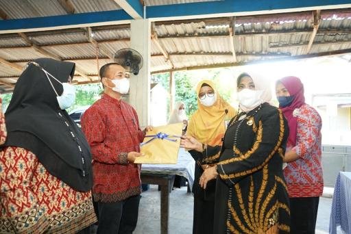 Perangkat RT dan RW Merupakan Ujung Tombak Pemerintah