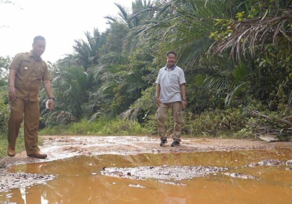 Pemkab Lingga Tetap Komit Peningkatan Jalan