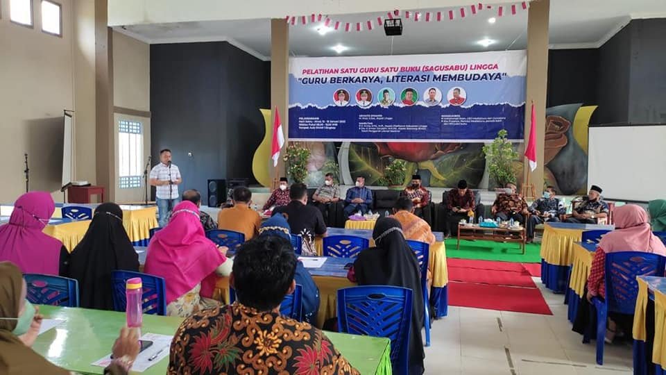 Bupati Lingga M. Nizar Buka Kegiatan Sagusabu di SMAN 1 Dabo Singkep