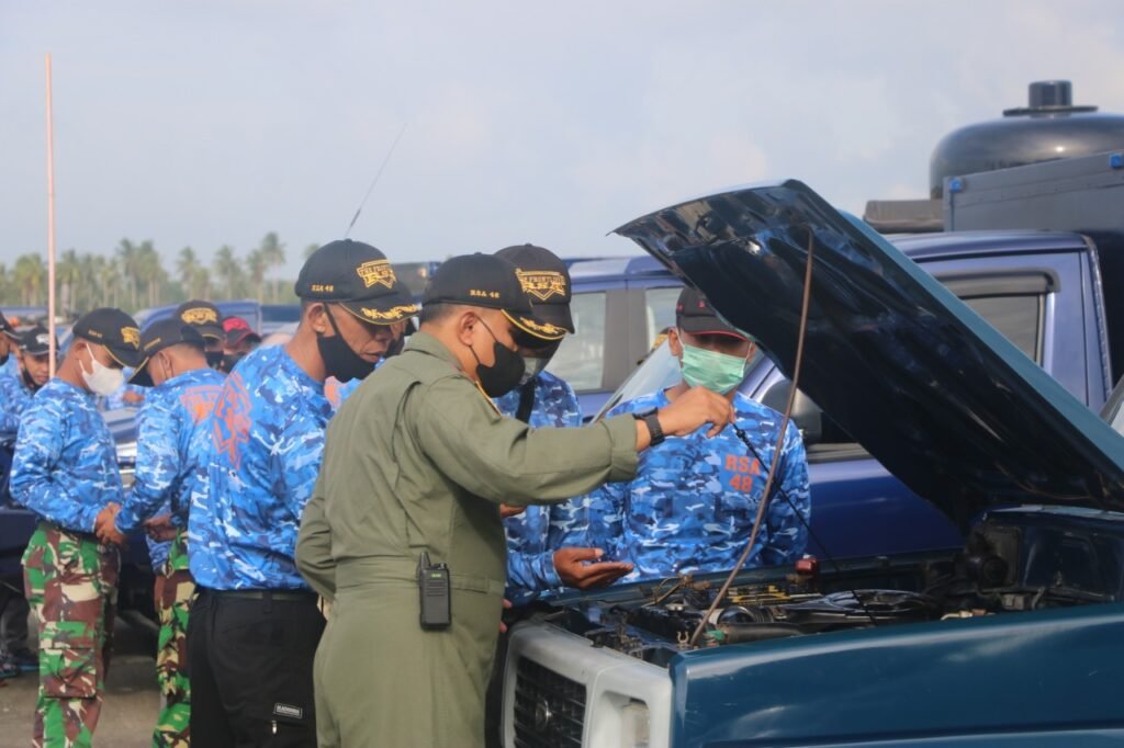 Danlanud Periksa Kesiapan Kendaraan Dinas Lanud Raden Sadjad