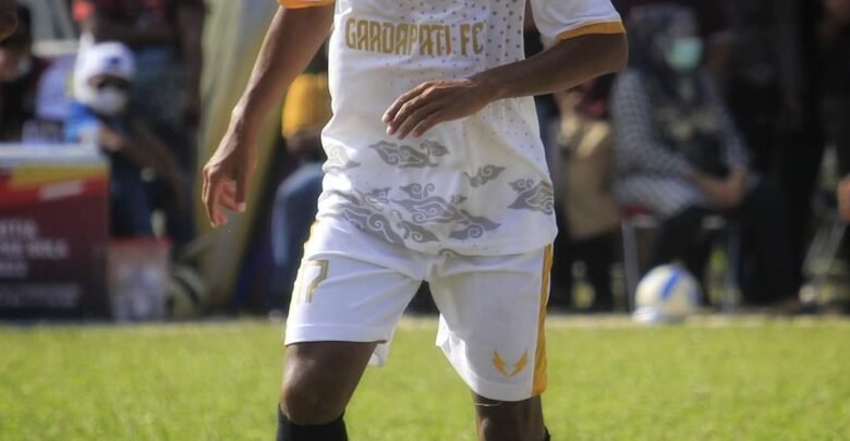 Sang Playmaker, Aldi No punggung 17 Scuad Tim Bola Gardapi