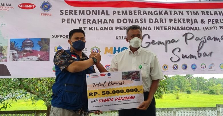 Pertamina Dumai Berikan Santunan dan Dana Kemanusiaan Pasaman