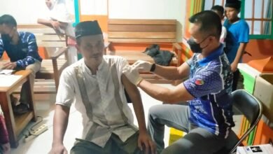 Serbuan Vaksinasi Lanud RSA di Desa Limau Manis
