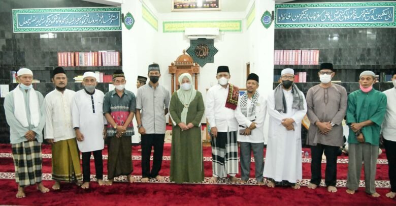 Safari Ramadan Wagub Kepri Marlin di Masjid Hajar Aswad Tanjungpinang