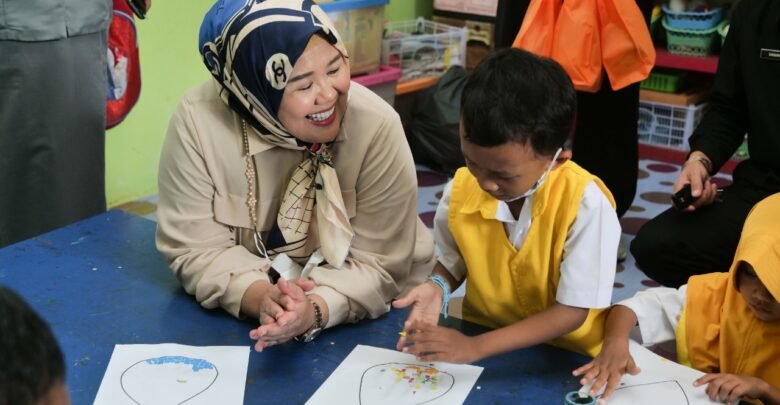 Wakil Gubernur Kepri Marlin Agustina Kunjungi Sekolah PAUD di Karimun
