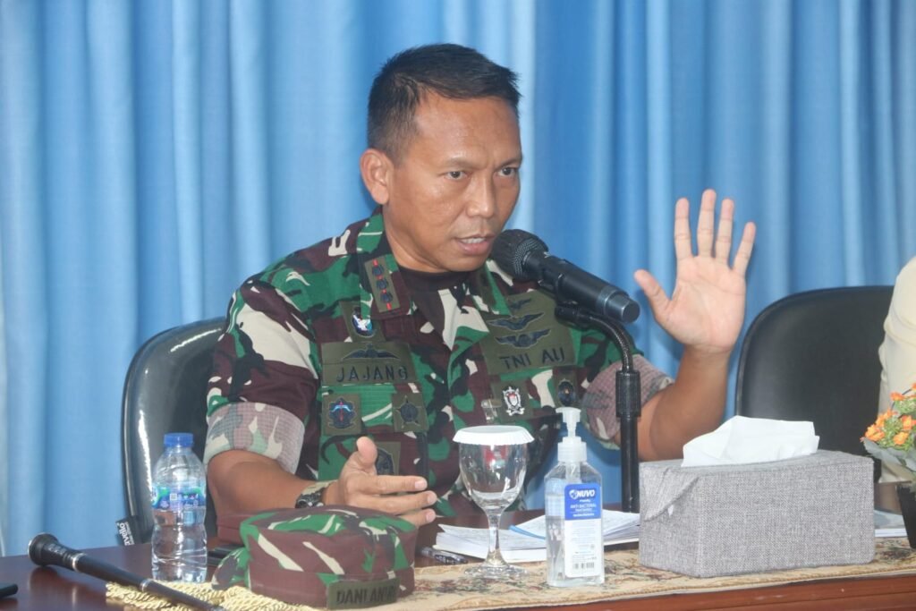 Danlanud Raden Sadjad Natuna, Kolonel Pnb Jajang Setiawan, S.M., M. Han., PSC (J)