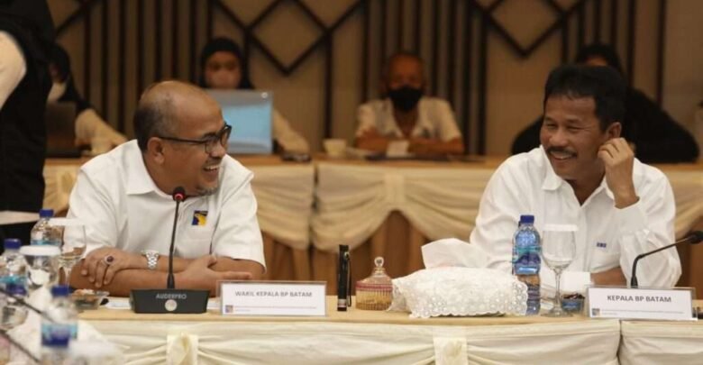 https://bpbatam.go.id/lampaui-target-bp-batam-akan-tanam-ribuan-pohon-jati-emas/