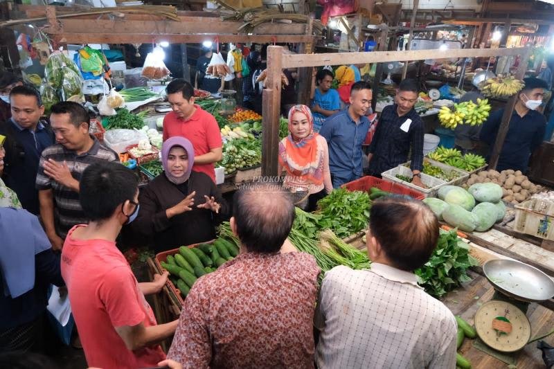 Rahma Tinjau Pasar Baru Pastikan Pedagang Siap di Relokasi Sementara