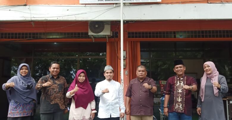 Rakor Bawaslu dan KPU Tanjungpinang