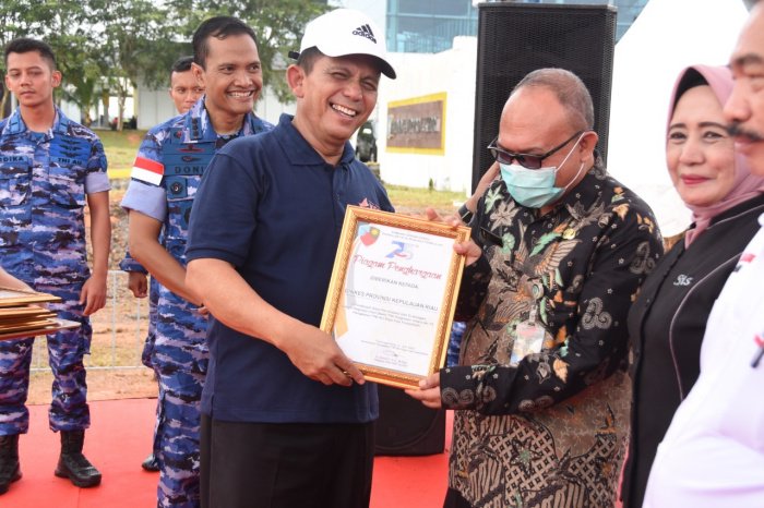Hari Bhakti TNI AU ke-75, Gubernur Kepri Luncurkan Program  “Flying Adventures Kepri”