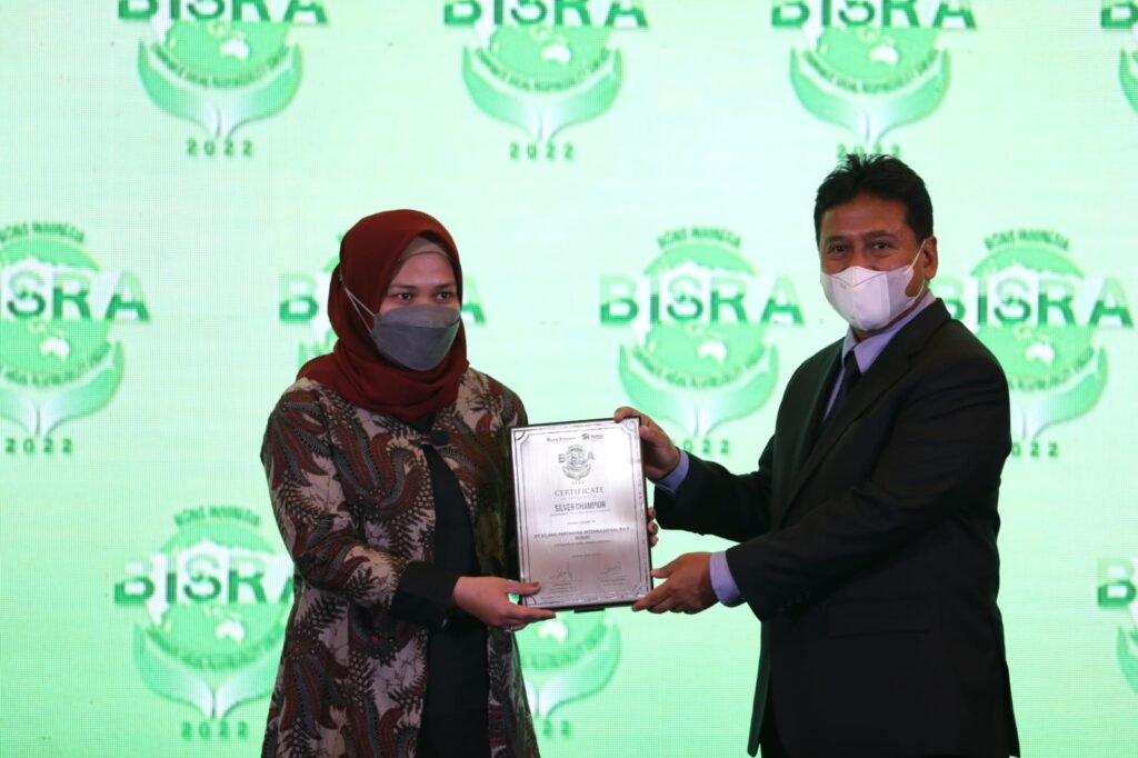 Program CSR PT KPI Dumai Raih Penghargaan Bisnis Indonesia CSR Award 2022