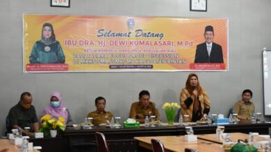Dewi Kumalasari Hadiri Musyawarah Kerja Kepala Sekolah SMASMKMA se-Kabupaten Bintan