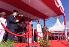 Ketua DPRD Natuna Bacakan Teks Proklamasi Pada Upacara HUT RI Ke 77