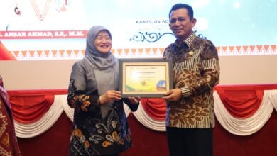 Pemerintah Provinsi Kepri Terima 2 Penghargaan BKN Award 2022