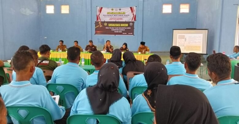 Cabjari Moro menjadi narasumber dalam sosialisasi Desa Sadar Hukum oleh Desa Tanjung Kilang dan Desa Telaga Tujuh