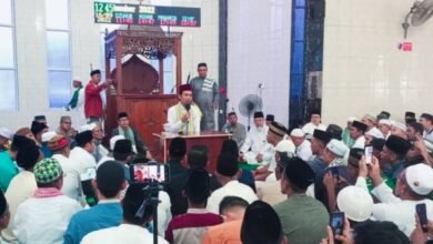 Ribuan Masyarakat Hadiri Tabligh Akbar UAS di Masjid Ibnu Salim Ranai Darat