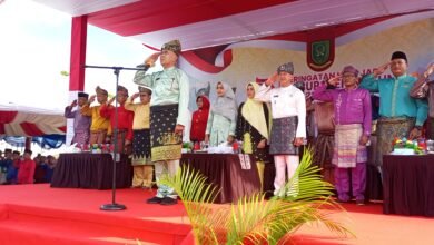 Bupati Natuna Wan Siswandi Pimpin Upacara HUT Natuna Ke 23 Tahun 2022 di Pantai Piwang
