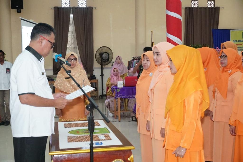 Bupati Natuna Melantik Pengurus GOW Kabupaten Natuna Masa Bhakti Tahun 2022-2026