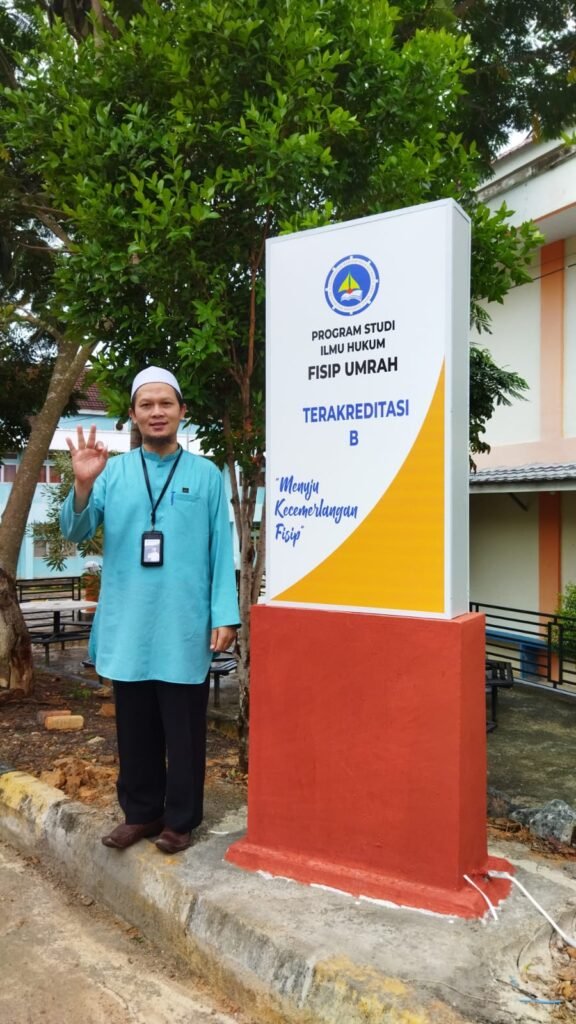 Ketua Umum Pengurus Wilayah Dewan Da'wah Islamiyah Indonesia Kepri, Dr. Suryadi, M. H