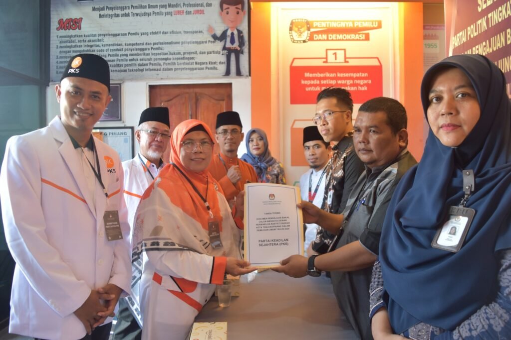 PKS Resmi Daftarkan 30 BCAD PKS ke KPU Tanjungpinang Berkas Diterima dan Lengkap