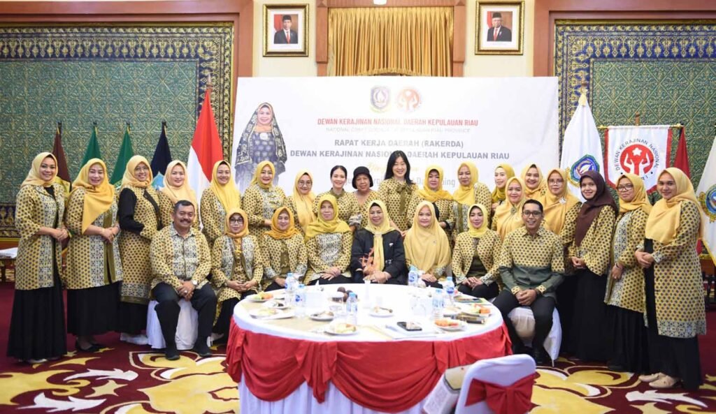 Hj. Dewi Kumalasari Resmi Buka Rakerda Dekranasda Provinsi Kepri Tahun 2023