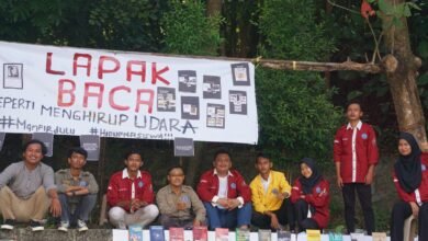 UKM FORIDIKSI STISIPOL RH Tanjungpinang Dirikan Lapak Baca Sempena PKKMB 2023