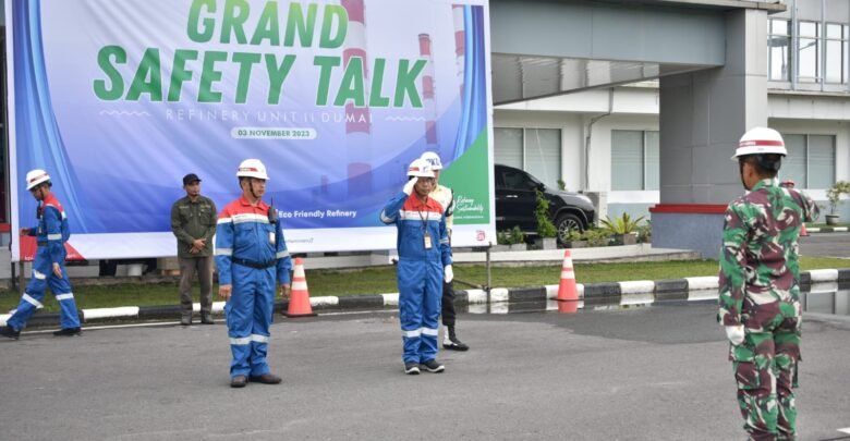 PT KPI Unit Dumai Gelar Grand Safety Talk Dalam Rangka Plant Stop COC