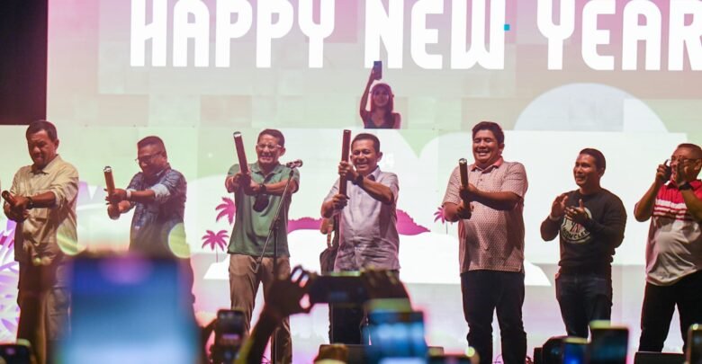 Menparekraf Sandiaga Uno Rayakan Pergantian Tahun 2023-2024 di Lagoi Bay Bintan