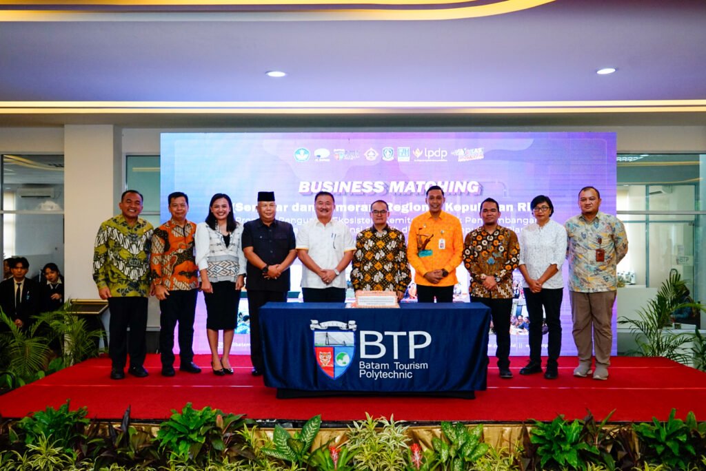 Disnakertrans Kepri Hadiri Business Matching Regional Kepri di Politeknik Batam Tourism