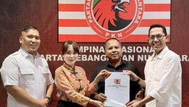 Rekomendasi Partai PKN Untuk Amsakar Achmad dan Li Claudia Chandra