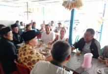 Penuh Canda, Cen Sui Lan Sarapan Pagi Semeja dengan Wan Siswandi