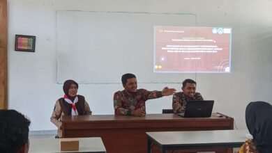 Tingkatkan Literasi Peserta Didik, Tim PKM Umrah Latih Guru SD Muhammadiyah Tanjungpinang