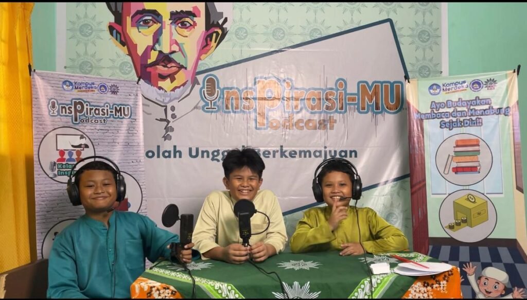 Peserta Didik SD Muhammadiyah Tanjungpinang Antusias Implementasi PKM Digitalisasi Kampus UMRAH