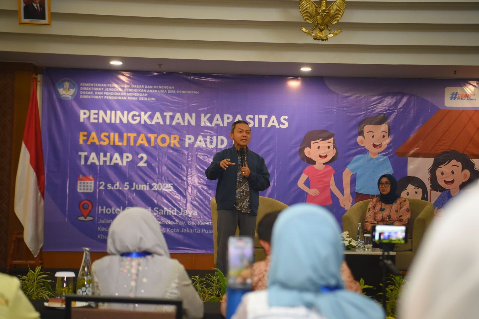 Peringatkan Bahaya 'Brain Rot', Wamendikdasmen Dorong Pembatasan Gawai pada Anak Usia Dini