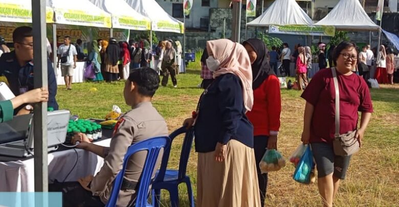 Stabilkan Harga dan Tekan Inflasi, Gerakan Pangan Murah DP3 Diserbu Warga Tanjungpinang