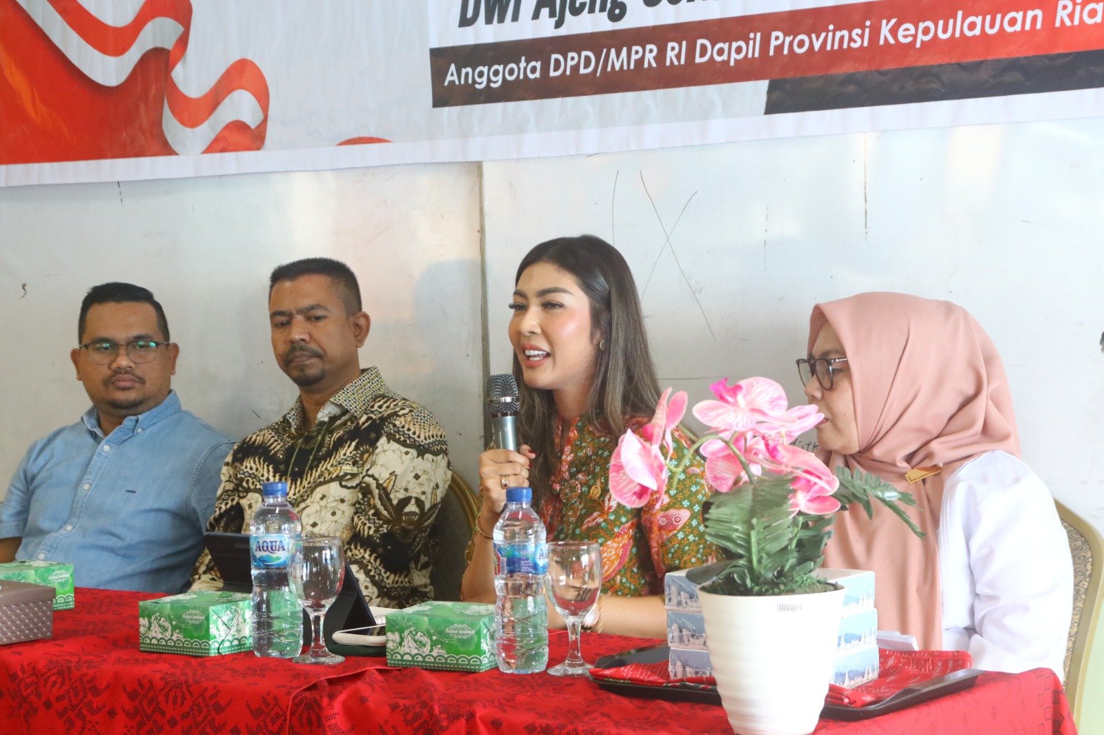 Dwi Ajeng Sekar Respaty Tanamkan Nilai Konstitusi di SMA Negeri 4 Batam