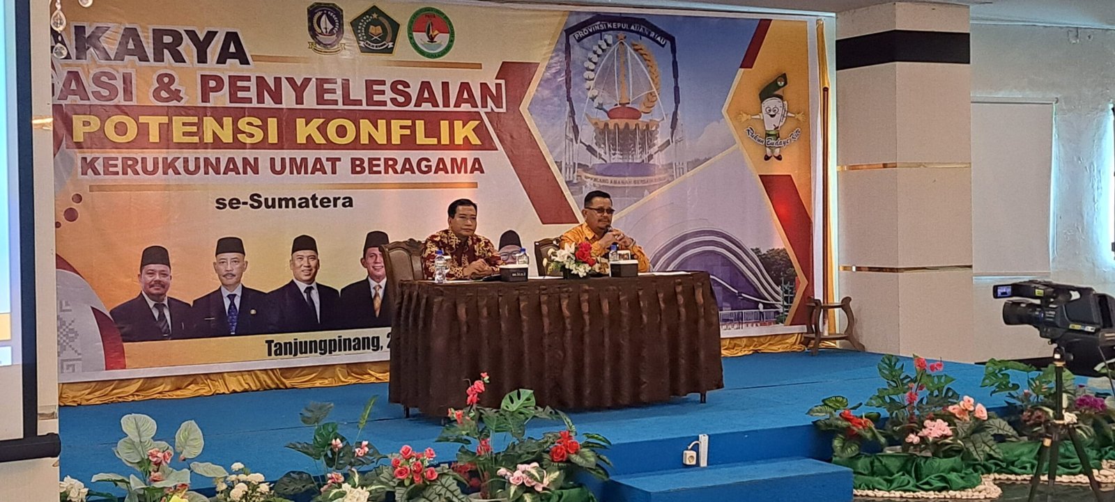 FKUB Kepri melaksanakan Lokakarya Mitigasi dan Penyelesaian Potensi Konflik Kerukunan Umat Beragama FKUB Se - Sumatera 2025