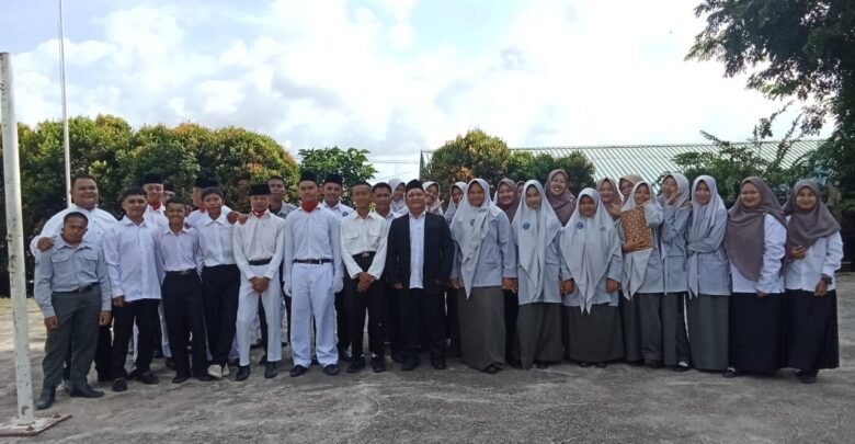 SMAIT Taruna Ar Risalah Tanjungpinang Gelar Diklatsar Ketarunaan