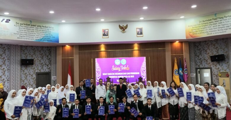 43 Mahasiswa Pendidikan Matematika FKIP UMRAH Ikuti Yudisium, Siap Melangkah ke Dunia Kerja!