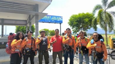 Tim Ekspedisi Tiga Puncak Gunung Dalam Rangka Memperingati Hari Jadi ke-26 Kabupaten Natuna