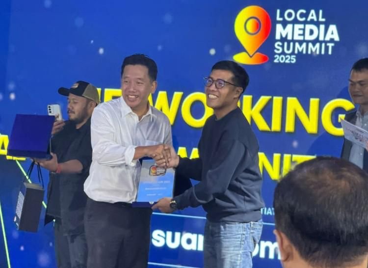 Batamnews Raih Penghargaan Media Lokal Terinovatif