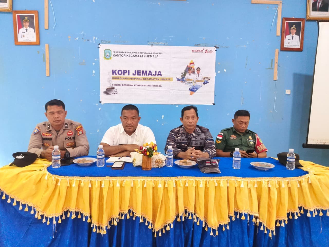 Rapat Koordinasi Pimpinan Kecamatan Jemaja Persiapkan Ramadan 1427 H, Camat Mudahir Tekankan Sinergi Lintas Instansi