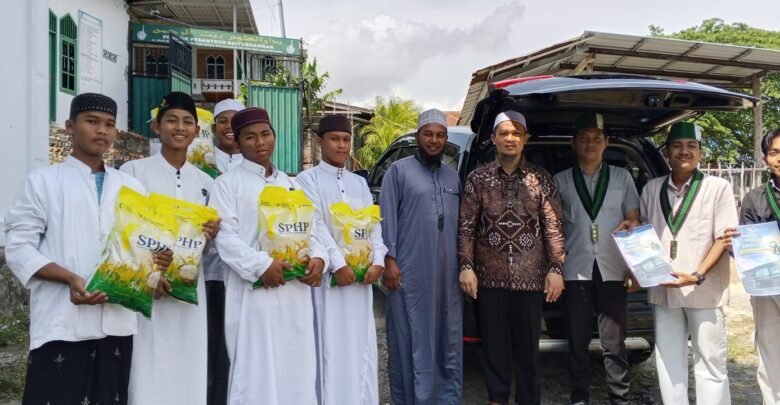 Milad HMI ke-79, MW KAHMI Provinsi Kepulauan Riau dan HMI Cabang Tanjungpinang-Bintan Salurkan Bantuan Beras